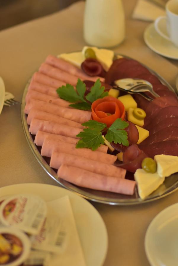 Luznjanin Restoran I Sobe Hotel Josanicka Banja ภายนอก รูปภาพ